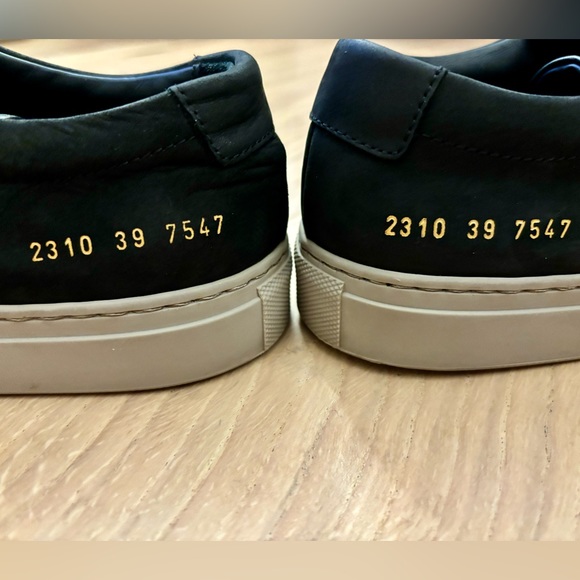 Common Projects Achilles Low Black Nubuck Leather Sneakers Men’s 39 EU / 6 US - Picture 5 of 11